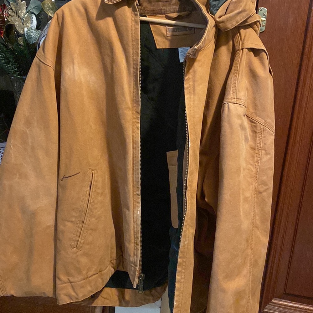 Wolverine heavy jacket with detachable hood